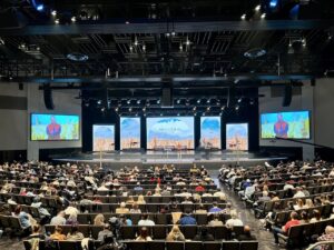 Healing Place Church creates upgrades connection with d&b Soundscape 360° and Vi-Series.